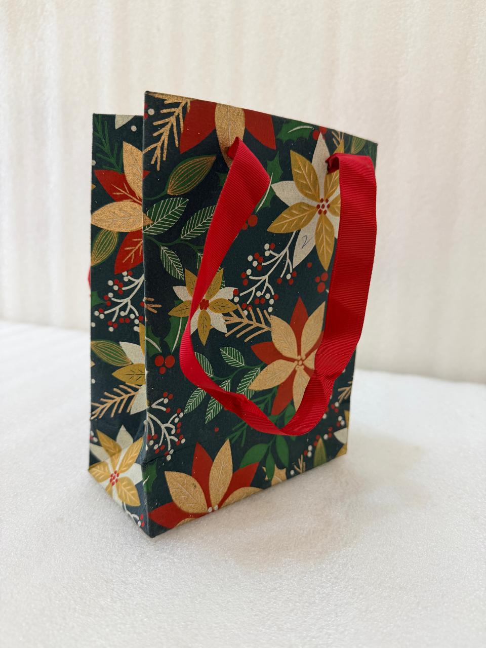 Poinsettia Holiday Gift Bag
