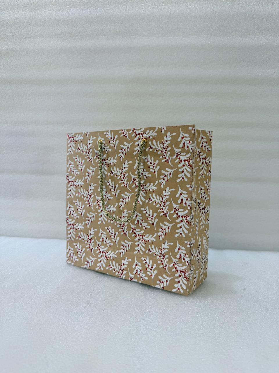 Winter Foliage Gift Bag