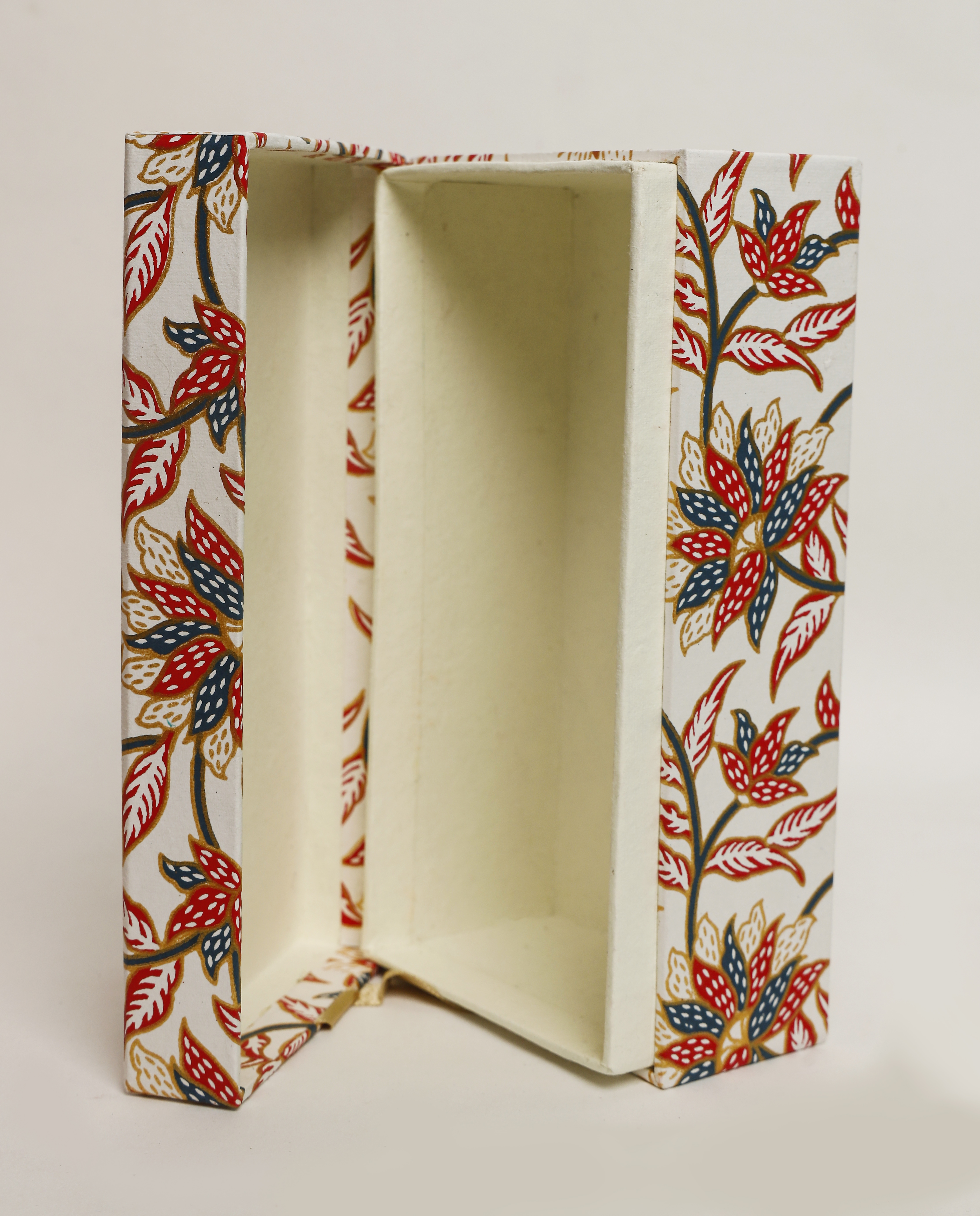 Decorative Ribbon Box