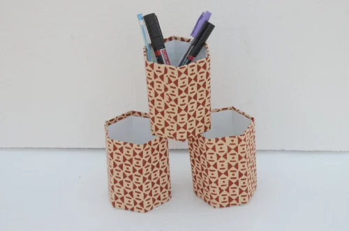 Pen Holder